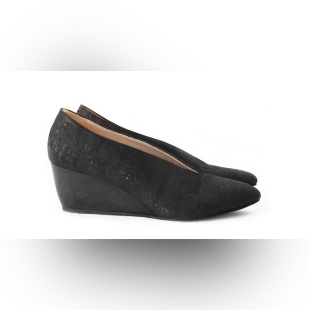 Sydney Brown V Wedge Charcoal Black Shoes